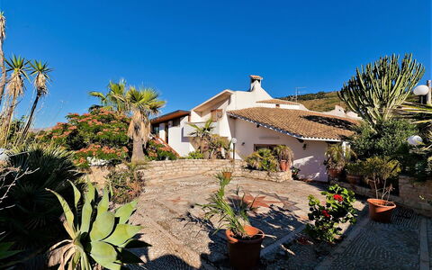 Villa Lo Capo: Maison, Hacienda, Aménagement Paysager, Jardin, Biens, Allée, Villa, Eco Hôtel