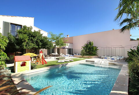 Villa Amaranta: Piscine, L'Eau, Recours, Zone Résidentielle, Caractéristique De L'Eau, Loisir, Eco Hôtel, Mobilier De Jardin, Composite, Thermes