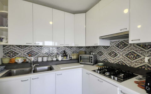 Casa Lubrense: Cuisine, Appareil De Cuisine, Principaux Appliance, Comptoir, Cuisinière, Design Intérieur, Le Fourneau, Gaz Poele, Sol, Cabinetry