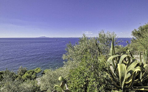 Casa Lubrense: Bleu, L'Eau, Plan D'Eau, Végétation, Mer, Horizon, Cotiers Et Relief Océaniques, Océan, Côte, Tropiques