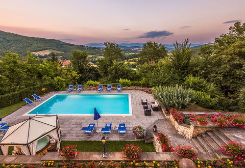 Villa Monterchi: Piscine, Eco Hôtel, Recours, Jardin, Aménagement Paysager, Biens, Ville Resort, Villa, Hacienda, Hôtel