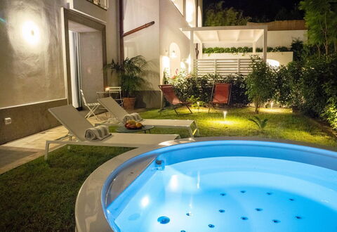 Suite Plumbago: Piscine, Recours, Conception, Plante D'Appartement, Hôtel, Mobilier De Jardin, Eco Hôtel, Éclairage Paysager, Cour