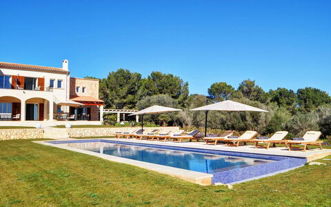 Can Mako: Piscine, Mobilier De Jardin, Recours, Villa