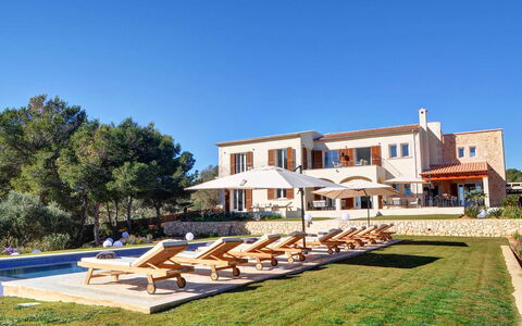 Can Mako: Piscine, Recours, Biens, Mobilier De Jardin, Villa, Manoir, Eco Hôtel, Ville Resort