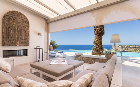 Villa Luce: Meubles, Design Intérieur, Canapé, Sol, Sol, Plafond, Domicile, Recours, Salon