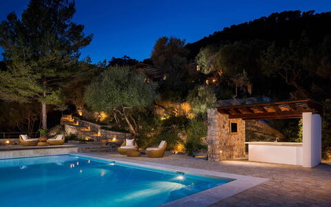 Villa Carlos: Piscine, Recours, Eco Hôtel, Mobilier De Jardin, Caractéristique De L'Eau, Ombre, Dalle, Éclairage Paysager, Aménagement Paysager, Hacienda