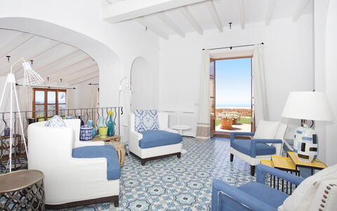 Villa Gem: Bleu, Meubles, Sol, Sol, Mer, Chaise, Océan, Hôtel, Salon, Recours