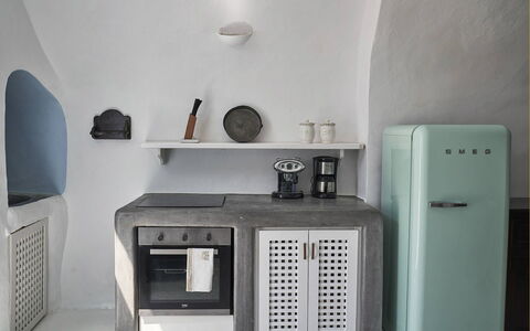 Villa Ivi: Principaux Appliance, Cuisine, Appareil De Cuisine, Électroménager, Design Intérieur, Comptoir, Cuisinière, Cabinetry, Gaz Poele, Le Fourneau