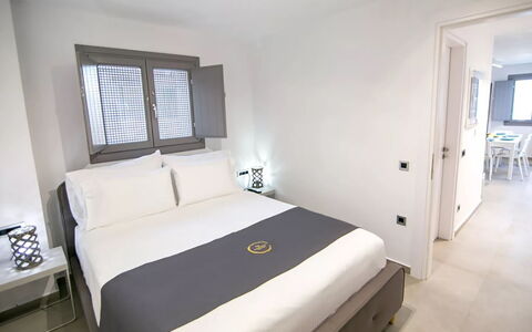 Maison Nica: Design Intérieur, Chambre, Lit, Cadre De Lit, Appartement, Literie, Drap De Lit, Hôtel, Suite, Oreiller