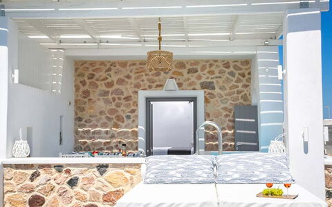 Maison Ranya: Mobilier De Jardin, Chaise, Ombre, Recours, Conception, Piscine, Pergola, Villa, Structure En Plein Air, Hôtel