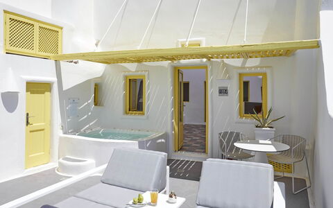 Mandra Suite: Design Intérieur, Architecture, Domicile, Appartement, Sol, Plafond, Recours, Piscine, Chaise, Hôtel