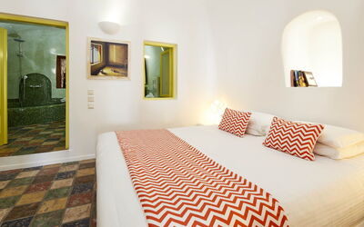 Mandra Suite