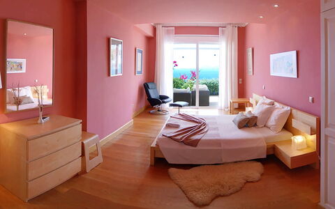 Villa Aspro: Meubles, Design Intérieur, Lit, Mur, Chambre, Sol, Sol, Pièce, Textile, Drap De Lit