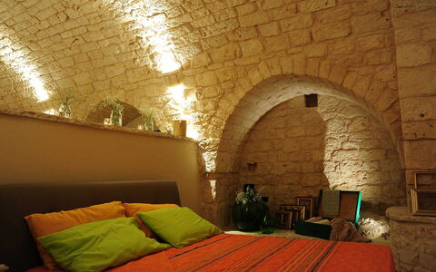 Masseria San Michele: Design Intérieur, Meubles, Mur, Chambre, Lit, Plafond, Pièce, Éclairage, Sol, Sol