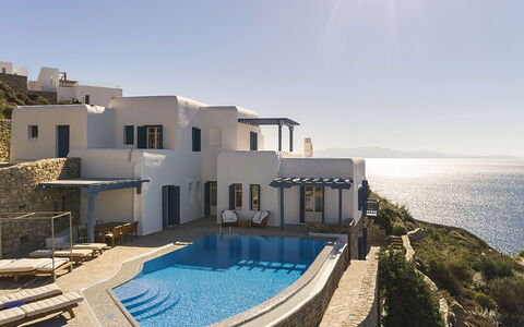Villa Anassa: Bleu, Côte, Cotiers Et Relief Océaniques, Mer, Océan, Rive, Baie, Plage, Promontoire