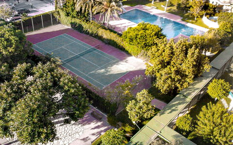 Las Cinco Torres: L'Eau, Jour, Propriété, Plante, Lumière, La Nature, Vert, Design Urbain, Arbre, Loisir