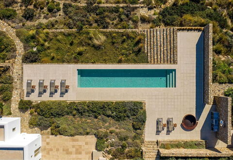 Villa Virgil: Piscine