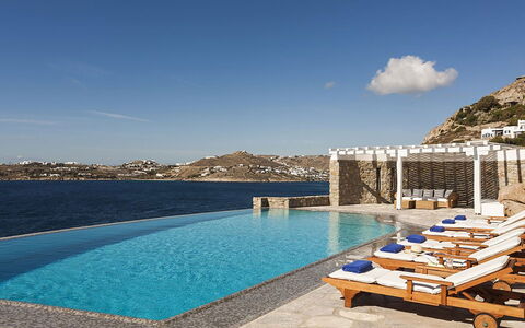 Efkalia: Bleu, L'Eau, Piscine, Recours, Mobilier De Jardin, Balancelle, Ville Resort, Hôtel, Tropiques, Villa