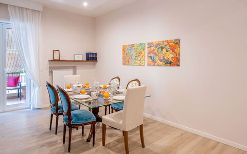Apartment Bud: Meubles, Design Intérieur, Sol, Bois, Sol, Table, Pièce, Chaise, Salle À Manger, Table Cuisine Et Salle A Manger