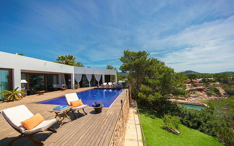 Villa Francisca: Piscine, Recours, Eco Hôtel, Villa, Hôtel, Balancelle, Ville Resort, Mobilier De Jardin