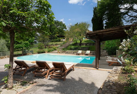 Villa la Foresta: Mobilier De Jardin, Biens, Hacienda, Ombre, Jardin, Dalle, Arrière-Cour, Cour, Villa, Piscine