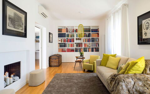 La Terrazza: Meubles, Design Intérieur, Sol, Sol, Canapé, Mur, Salon, Pièce, Parquet, Domicile