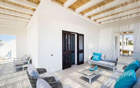 Thyme: Sol, Sol, Recours, Ombre, Chaise, Conception, Mobilier De Jardin, Balcon, Hôtel, Villa
