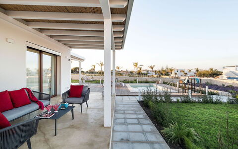 Villa Orietta: Recours, Mobilier De Jardin, Piscine, Biens, Ombre, Aménagement Paysager, Eco Hôtel, Hacienda, Structure En Plein Air, Villa