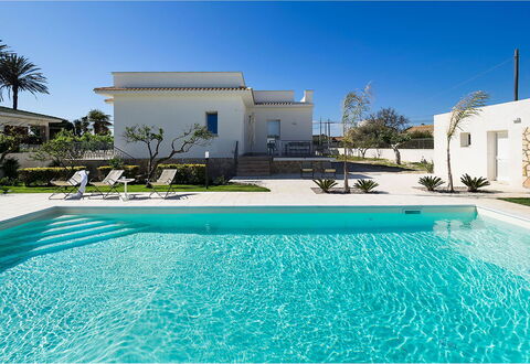 Villa Emma: Piscine, Recours, Composite, Biens, Eco Hôtel, Hacienda, Aménagement Paysager, Dalle, Ombre, Villa