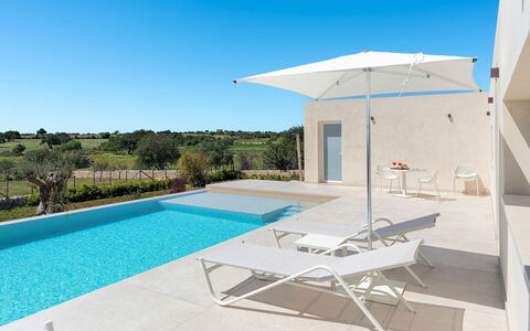 Villa Bruna: Piscine, Mobilier De Jardin, Recours, Parapluie, Composite, Ombre, Balancelle, Chaise, Eco Hôtel, Villa