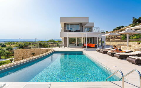 Villa Silvia: Piscine, Recours, Villa, Hôtel, Ville Resort, Eco Hôtel, Appartement Penthouse
