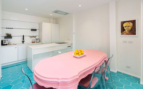Casa Pink: Design Intérieur, Sol, Sol, Meubles, Plafond, Éclairage, Domicile, Pièce, Rose, Cuisine