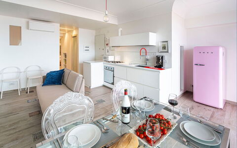 Casa Light Blu: Meubles, Design Intérieur, Cuisine, Sol, Principaux Appliance, Sol, Appareil De Cuisine, Comptoir, Appartement, Pièce