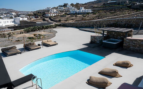 Villa Targer: Bleu, Piscine, Recours, Mobilier De Jardin, Côte, Ombre, Eco Hôtel, Ville Resort, Villa, Hôtel