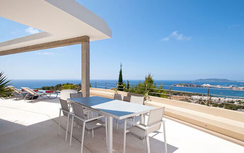 Villa Lola: Meubles, Chaise, Sol, Ombre, Recours, Appartement, Mobilier De Jardin, Table Cuisine Et Salle A Manger, Eco Hôtel, Balcon