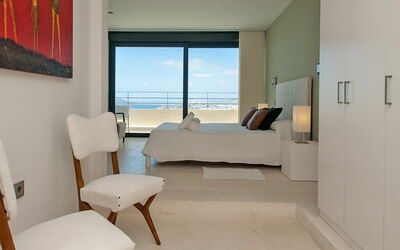 Villa Lola