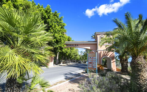 Bonalba Golf, Urb. Los Naranjos: Arbre, Allée, Hacienda