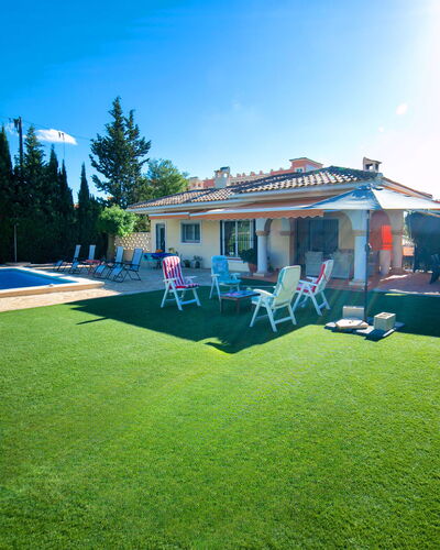 Bonalba Golf, Urb. Los Naranjos: Piscine, Loisir, Jardin, Recours, Pelouse, Biens, Eco Hôtel, Ombre, Aménagement Paysager, Villa