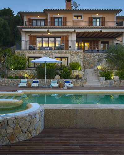 Villa Bridgitte: Piscine, Zone Résidentielle, Recours, Maison, Domicile, Biens, Villa, Eco Hôtel, Ferme, Manoir