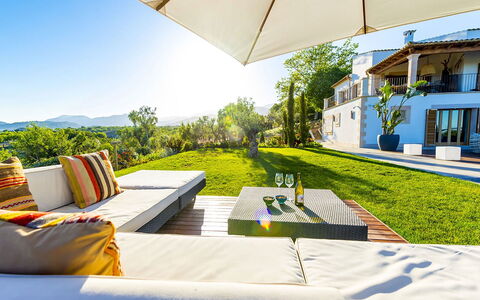 Villa Sofia: Bleu, Meubles, Recours, Chaise, Mobilier De Jardin, Eco Hôtel, Ombre, Piscine, Biens, Aménagement Paysager