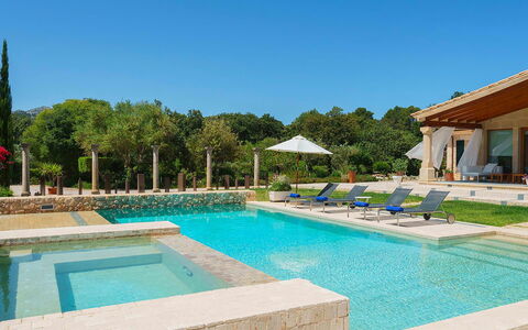 Villa Serafino: Piscine, Recours, Composite, Ombre, Caractéristique De L'Eau, Eco Hôtel, Biens, Aménagement Paysager, Jardin, Mobilier De Jardin