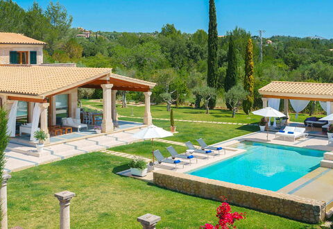 Villa Serafino: Piscine, Biens, Recours, Mobilier De Jardin, Villa, Ombre, Hacienda, Parapluie, Aménagement Paysager, Loisir