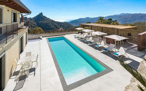 Villa Zafferano: Piscine, Bleu, Recours, Eco Hôtel, Mobilier De Jardin, Thermes, Chaîne De Montagnes, Balancelle, Hôtel, Villa