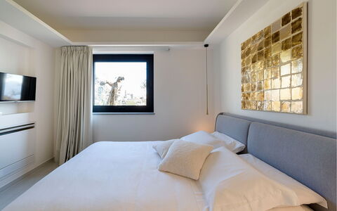 Villa Zafferano: Design Intérieur, Lit, Meubles, Chambre, Mur, Sol, Sol, Bois, Plafond, Pièce