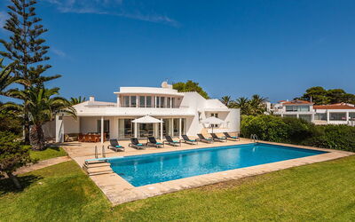 Villa the Cliff
