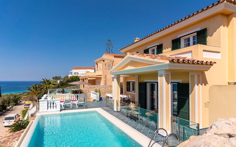 Villa Superba: Bleu, Mer, Côte, Cotiers Et Relief Océaniques, Recours, Océan, Rive, Balcon, Piscine, Vacances