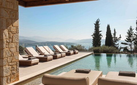 Villa Senia: Domicile, Recours, Biens, Eco Hôtel, Chaise, Ombre, Villa, Aménagement Paysager, Piscine