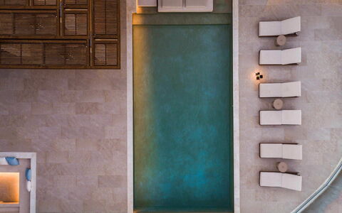 Villa Senia: Sol, Sol, Design Intérieur, Composite, Recours, Tache De Bois, Piscine, Tuile, Matériau Naturel, Dur