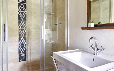Borgo di San Biagio: Sol, Sol, Design Intérieur, Plafond, Meubles, Luminaire Plomberie, Salle De Bains, Tuile, Plomberie, Pièce