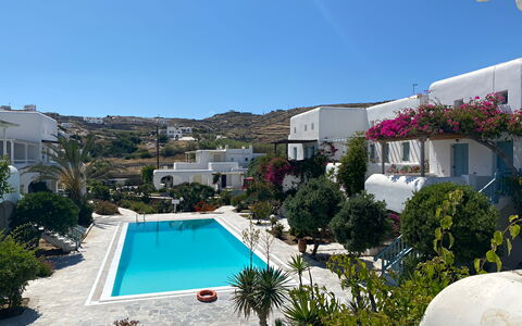 Mykonos Pool House 7: Piscine, Recours, Eco Hôtel, Aménagement Paysager, Cour, Hacienda, Plante D'Appartement, Pot De Fleur, Hôtel